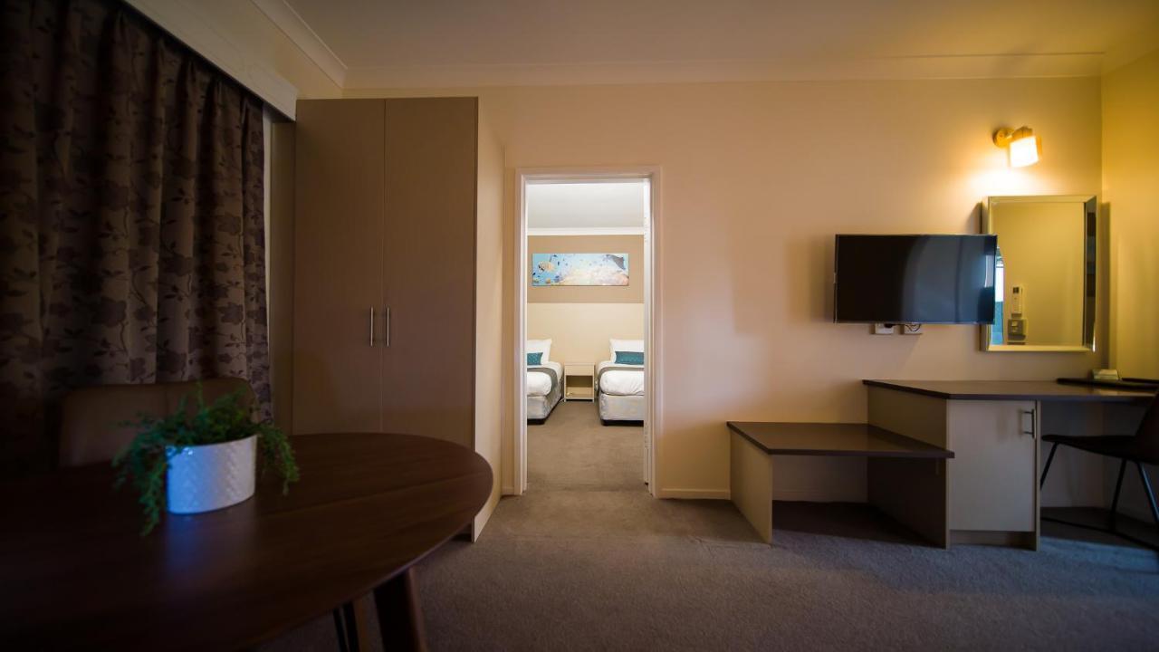 Hamilton'S Queanbeyan Motel エクステリア 写真