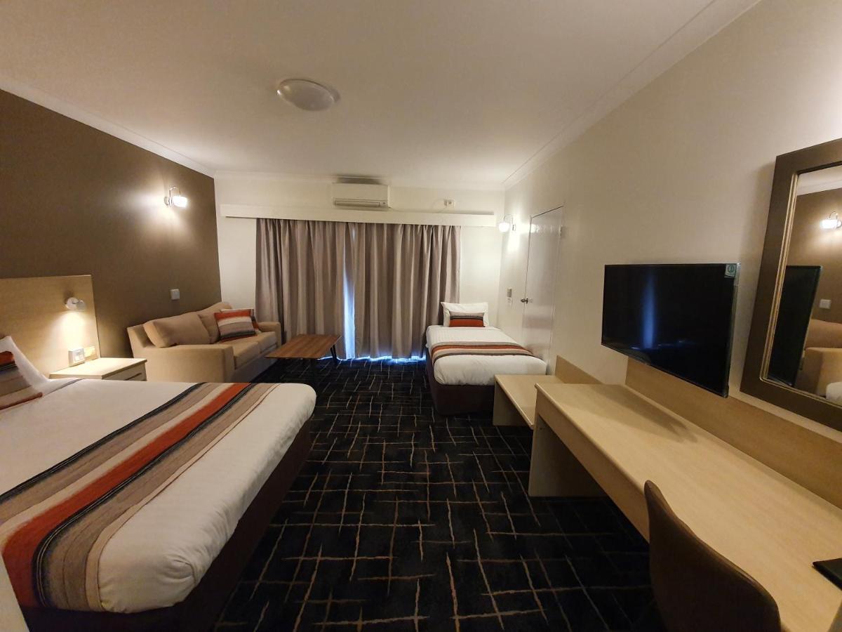 Hamilton'S Queanbeyan Motel エクステリア 写真