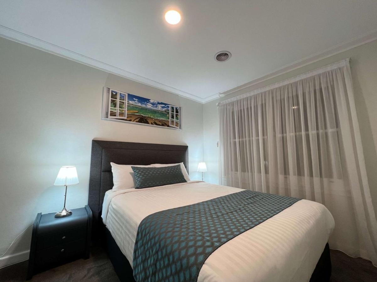 Hamilton'S Queanbeyan Motel エクステリア 写真